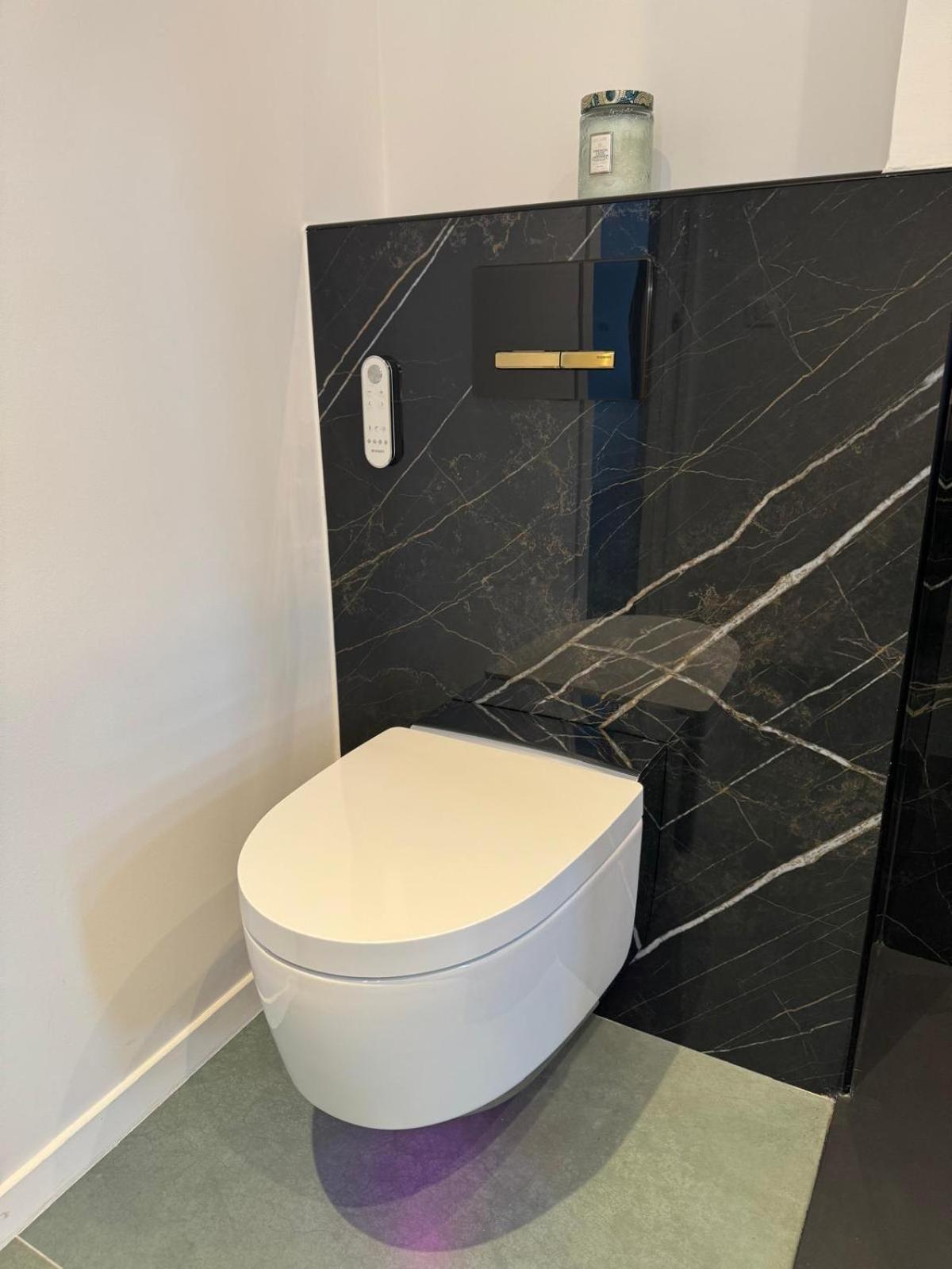 Modern Green & White - Apartments T3 60M2 Annecy - Parking Prive - Wifi - Netflix 外观 照片